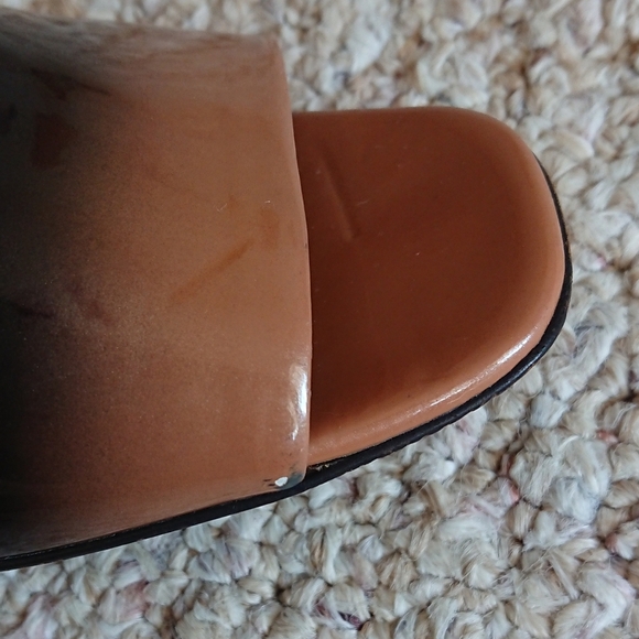 Prada Ombre patent leather Black and Brown pumps size 10 - Picture 12 of 16